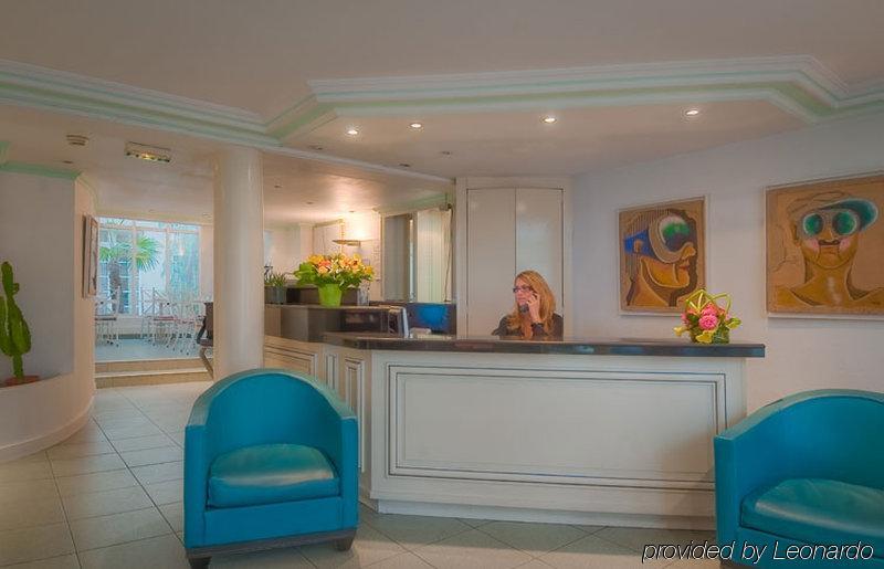 Hotel Croix De Malte París Interior foto